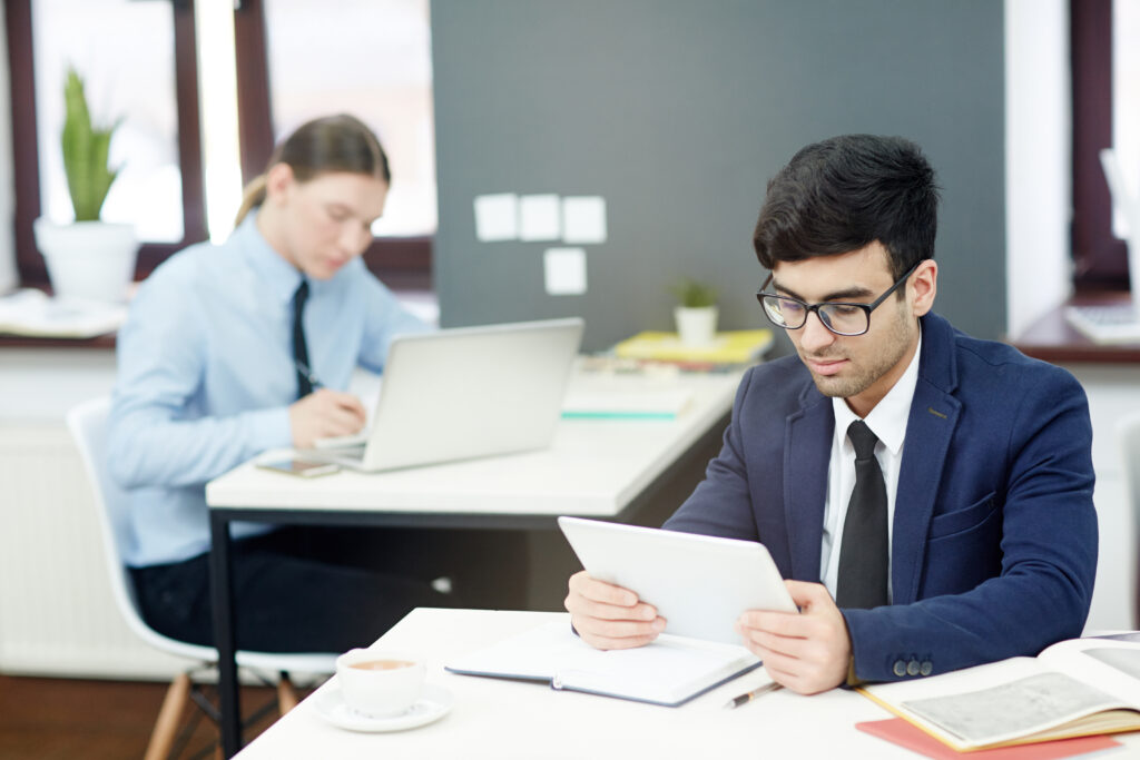 Latest jobs in Banks, latest jobs today, jobs in finance,