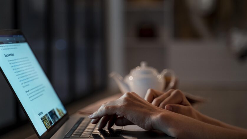 remote jobs, work from home jobs, work from home, online jobs work from home, freelance writer jobs, freelance writing, content writing jobs, online writing jobs, writing jobs from home, remote writing jobs