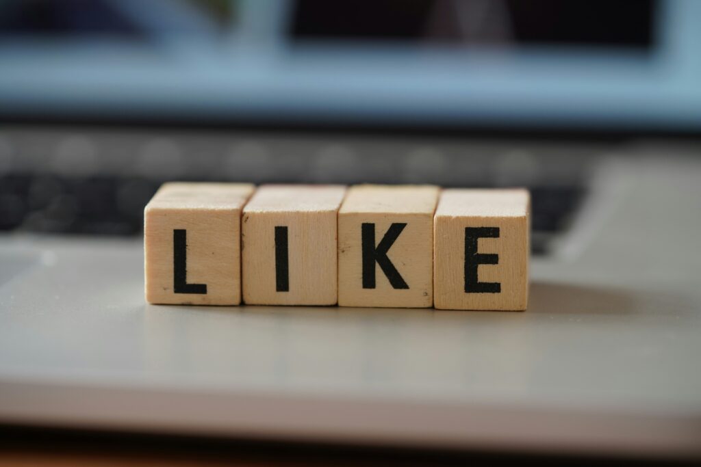 social media jobs, social media manager, social media marketing jobs, social media specialist, social media strategist, hiring a social media manager, content creator, TikTok marketing, Instagram reels, short-form video, viral content, influencer marketing, brand ambassador, video editing, remote jobs