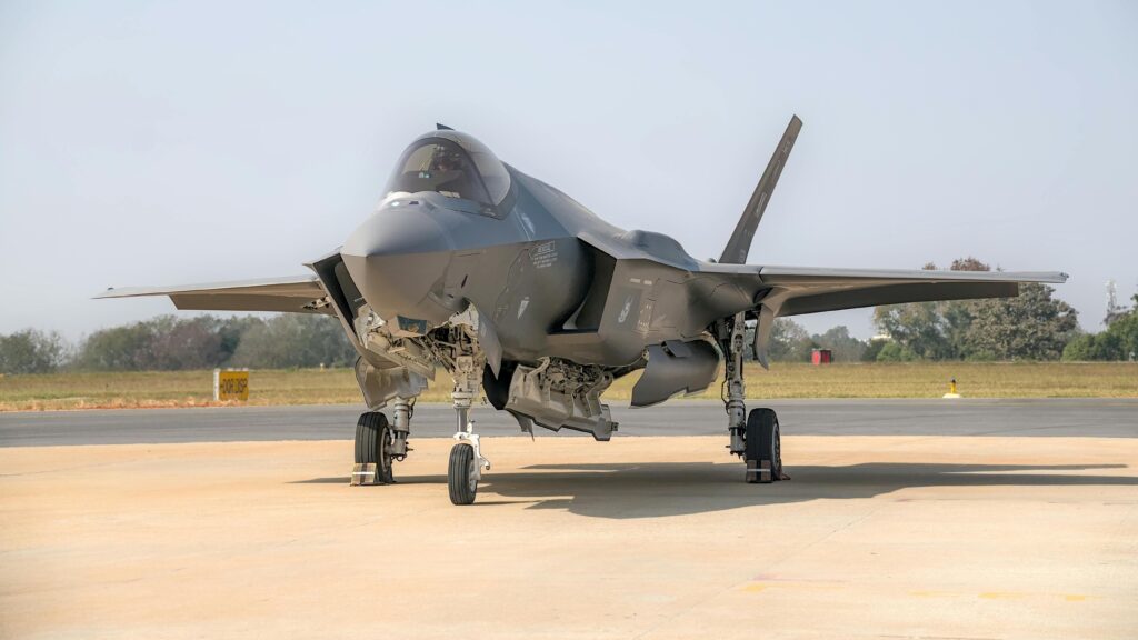 PAF jobs 2026, commissioned officer jobs, jobs in air force, pakistan air force jobs, PAF jobs for male candidate, fresher jobs